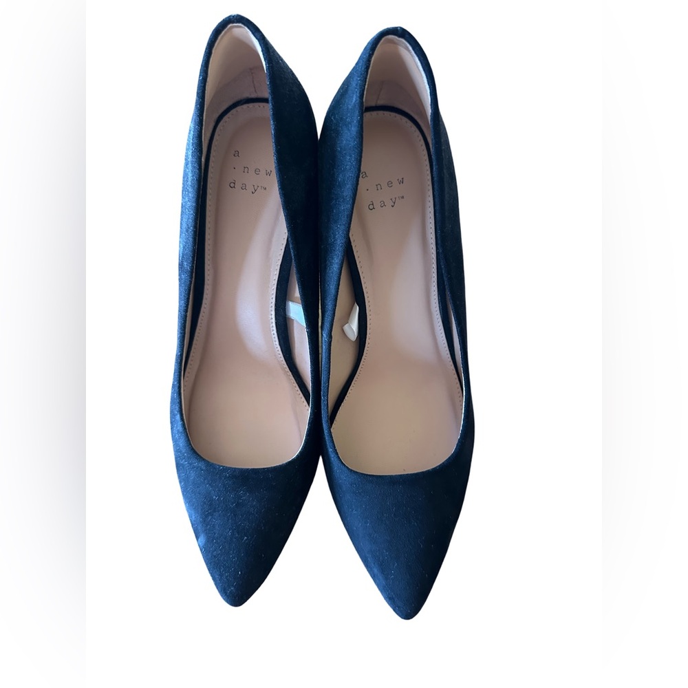 Women’s Black Suede Shoes